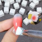 50pcs White Ombre Sponges